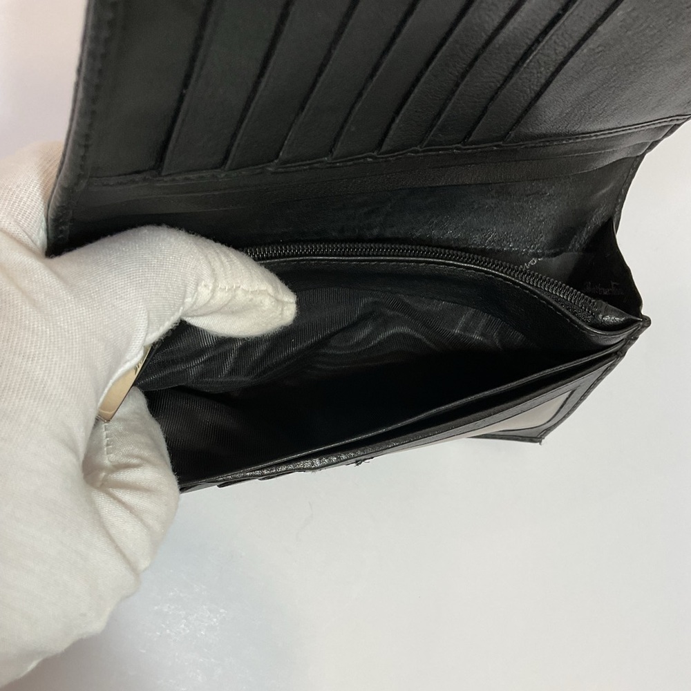 Salvatore Ferragamo Black Embossed Authentic Wallet - Picture 6 of 10
